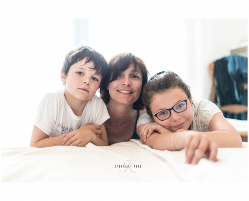 photo-famille-maman-fils-et-fille-avignon-vaucluse-provence